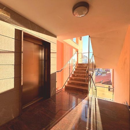 Capitol Apartments Градо Екстериор снимка