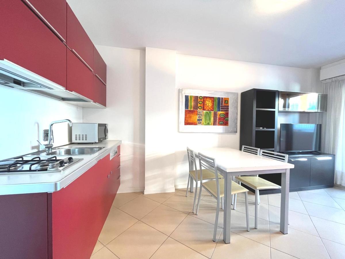 Capitol Apartments Градо Екстериор снимка