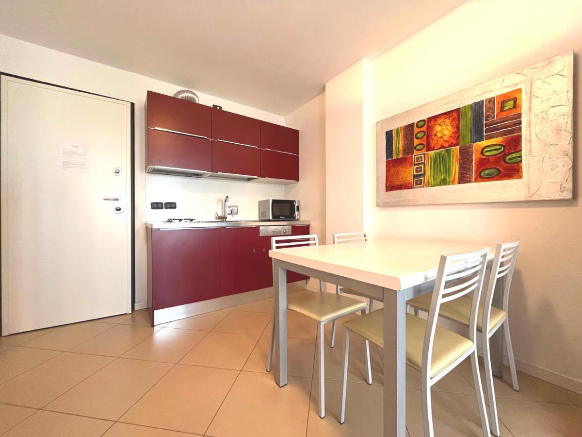 Capitol Apartments Градо Екстериор снимка